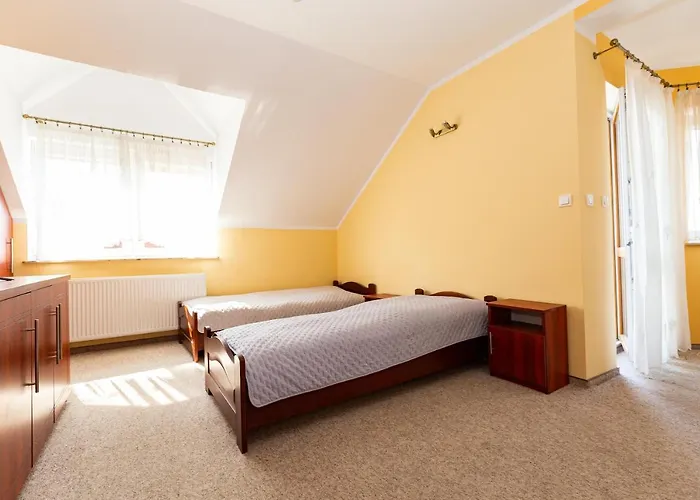 威拉吉泽拉旅馆 * Jastrzębia Góra