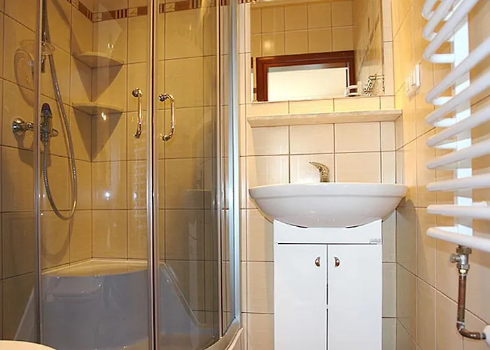 威拉吉泽拉旅馆 Jastrzębia Góra